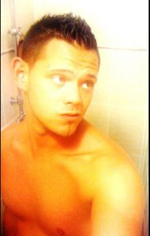 Roman candidat acteur porno gay