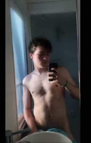 Haiphos candidat acteur porno gay