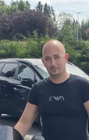 Loogan candidat acteur porno gay