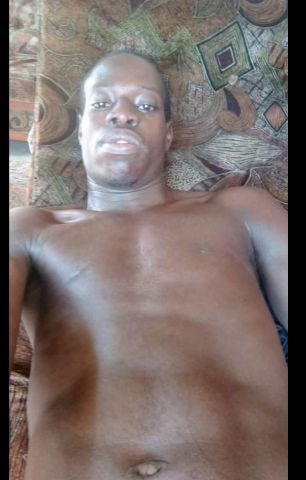 Jeannot candidat acteur porno gay