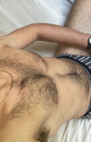 Bi actif poilu candidat acteur porno gay