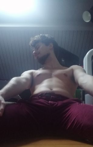 Pantouffe candidat acteur porno gay