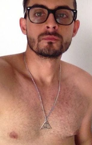 Karlitox candidat acteur porno gay